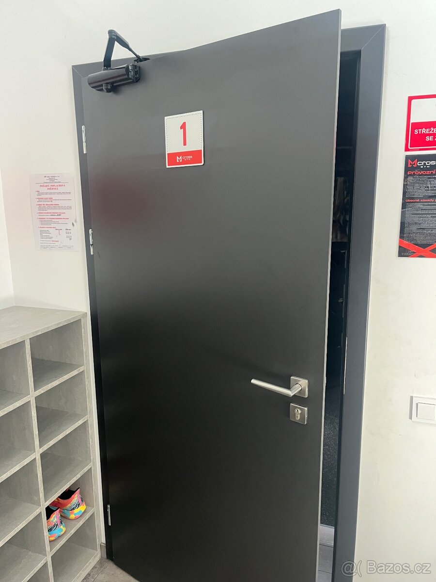 Dvere+oblozky sede - 7