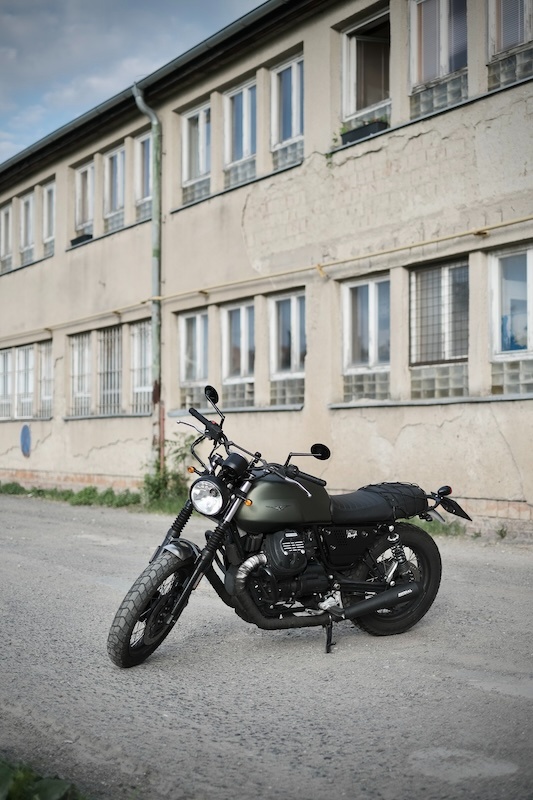 2019 Moto Guzzi v7 III rough - 7