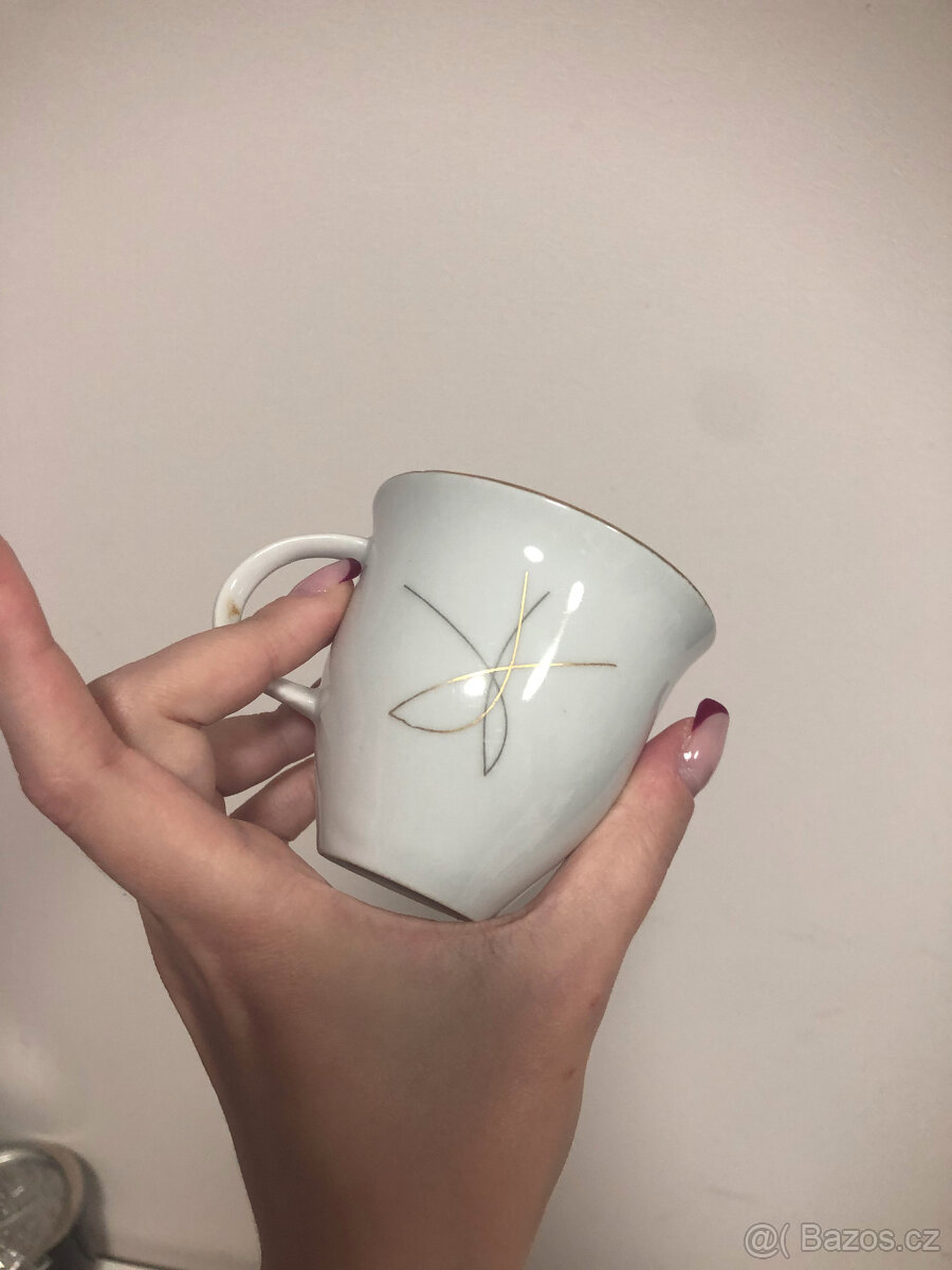 Set 3 hrnečků a 6 talířků - 7