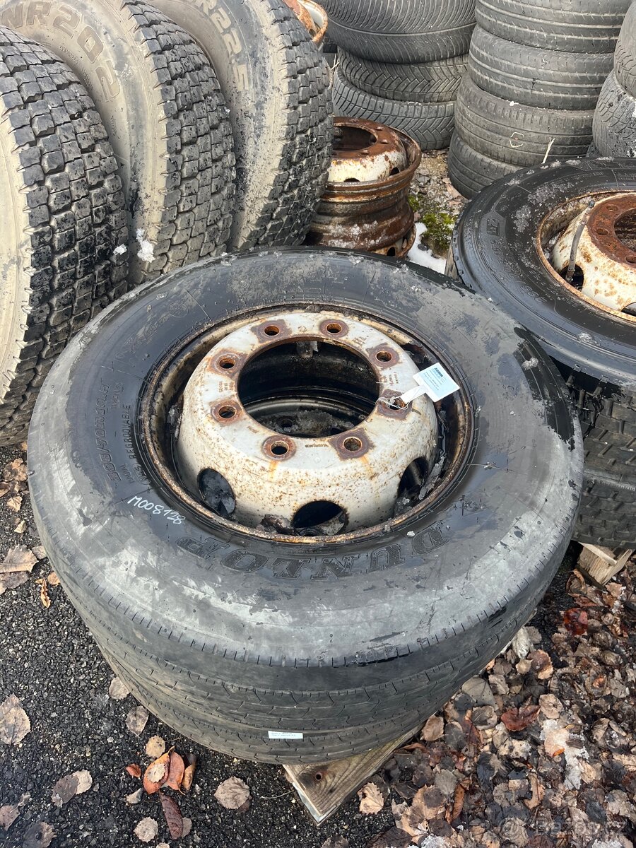 4ks Pneumatika s diskem 285/70 R19.5 - 7