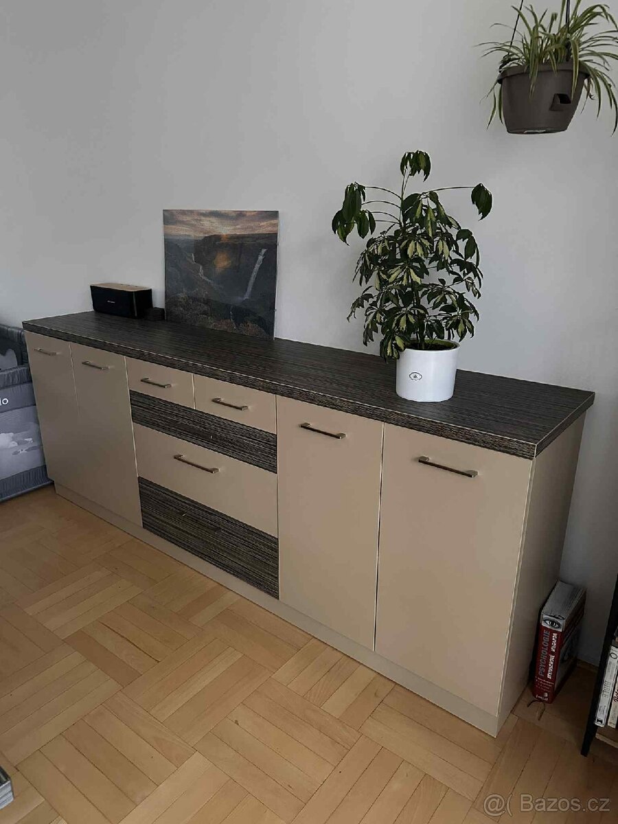 Sestava nábytku do obývacího pokoje - 7