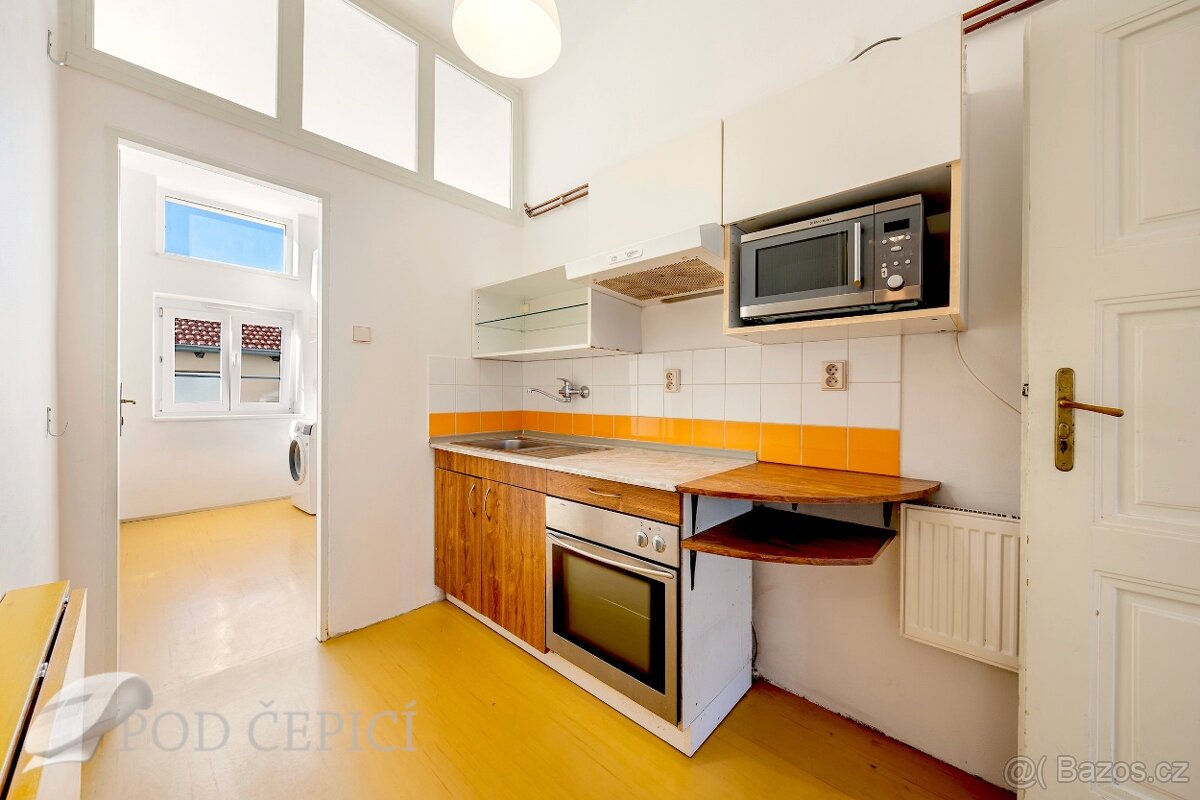 Prodej bytu 3+kk se sklepem, 95,5 m2, ul. Merhautova, Brno - 7