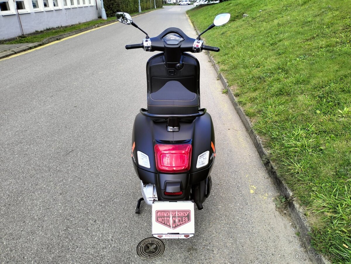 Vespa GTS Super 300 Sport - 7