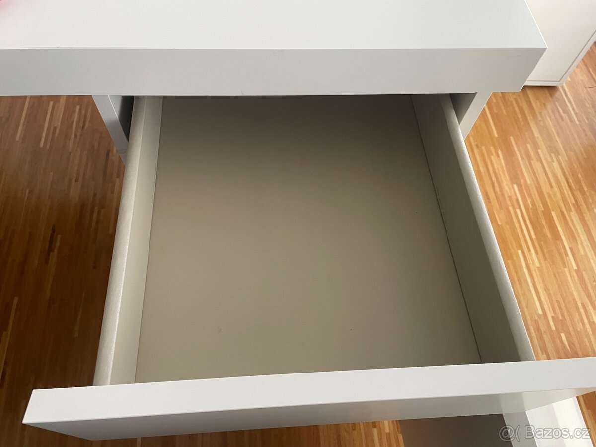 psací stůl - 7