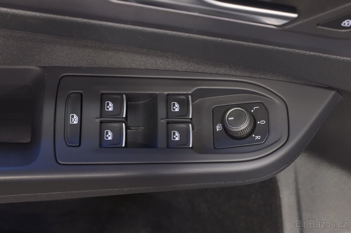 VW Golf 8 Variant Style 2.0 TDI 110kW DSG - záruka Autodraft - 7