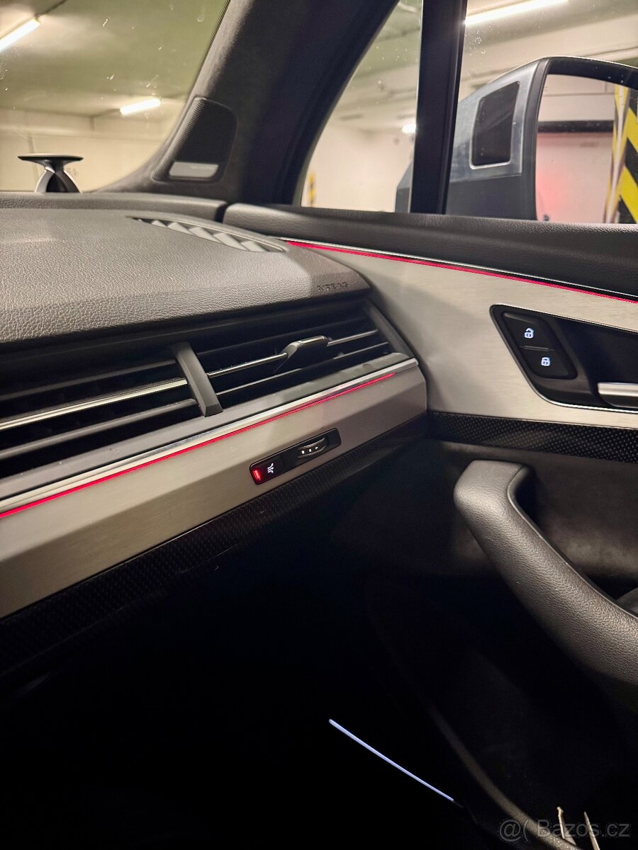 Prodám Audi SQ7,4.0 TDI,320 KW,r.v.2017/8,modrá Sepang - 7