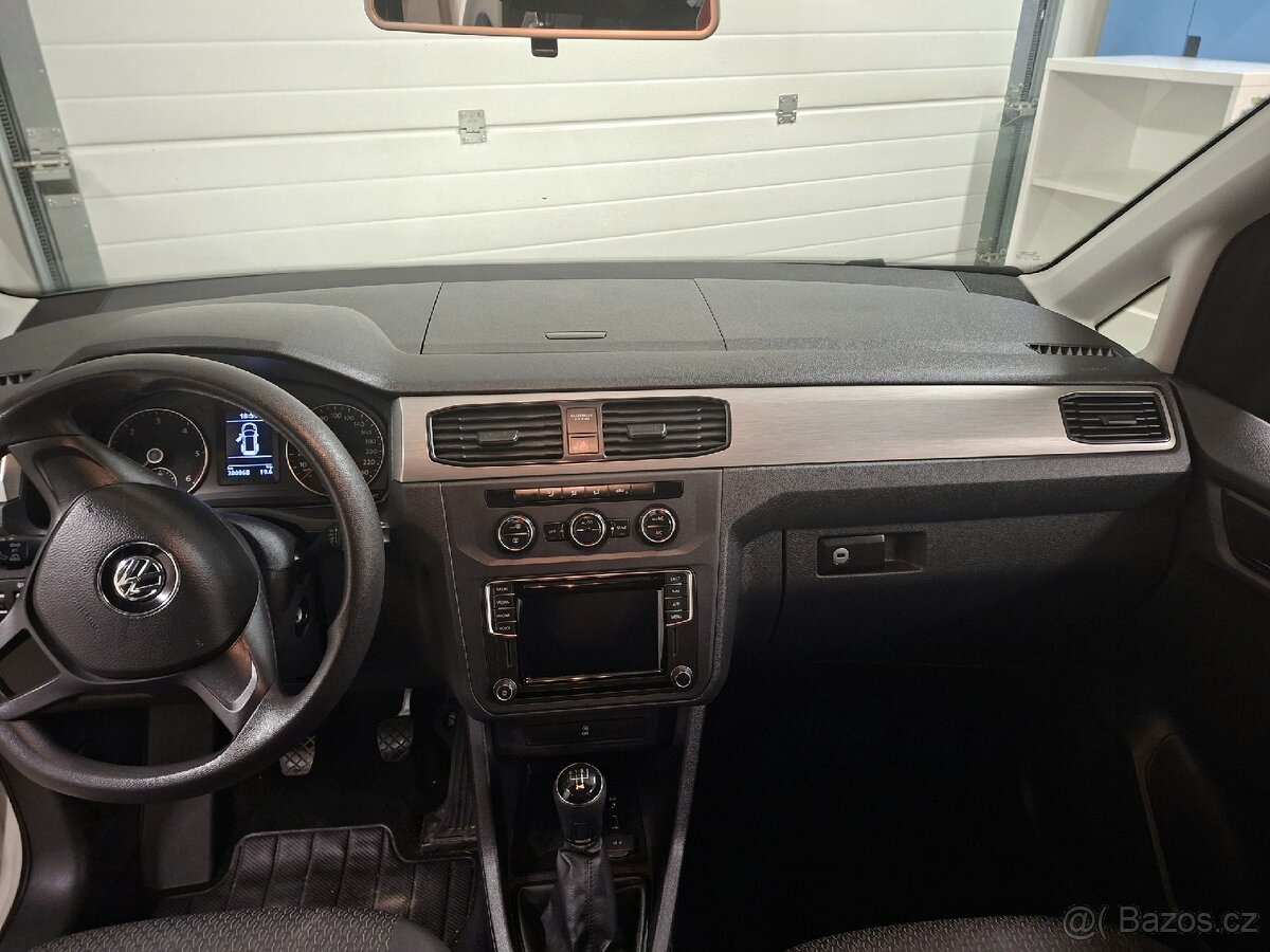 VW Caddy Maxi 2.0 TDI 7 MÍST - 7