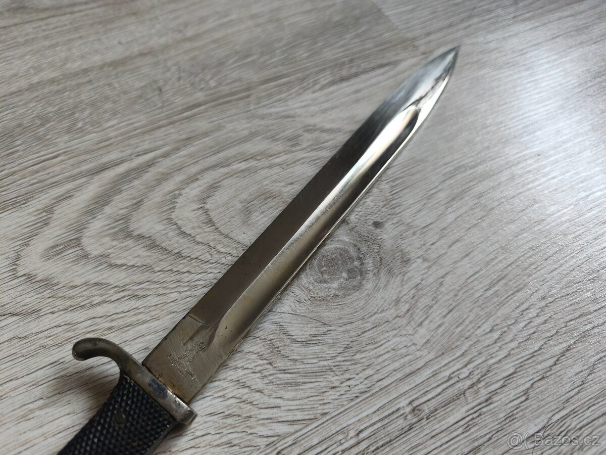 VYCHÁZKOVÝ BODÁK PLUS ZÁVĚSNÍK - 7