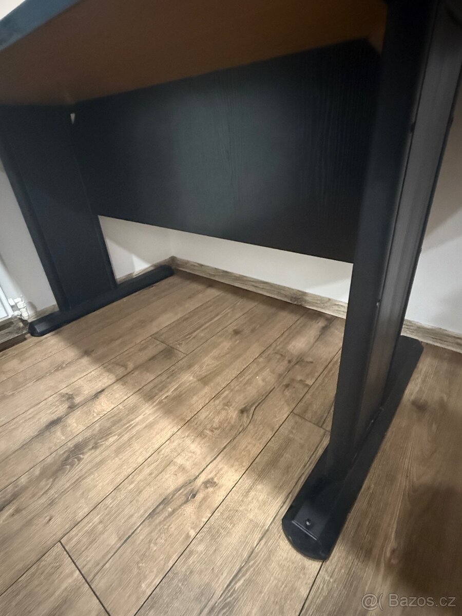 Kancelářský stůl +malý - 7