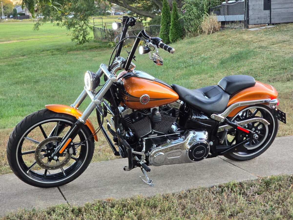 Harley-Davidson Breakout 103 - 7