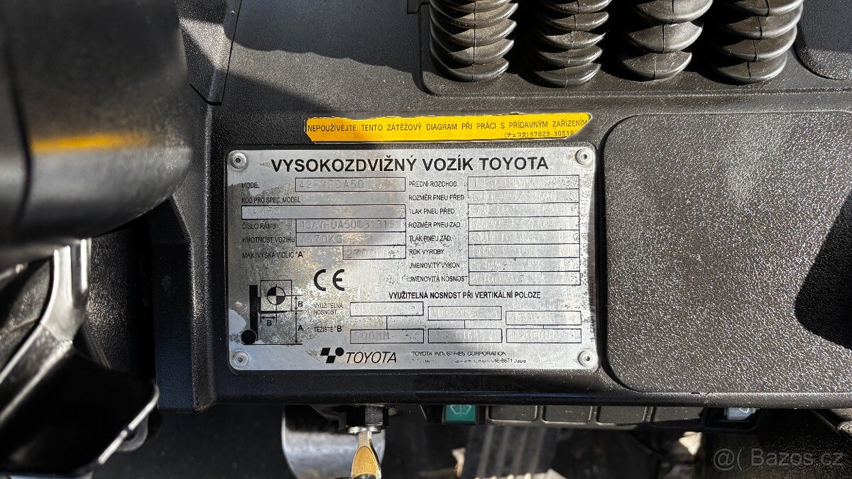 VZV Toyota zdvih 5 tun diesel 6 válec pozicioner DOHODA - 7