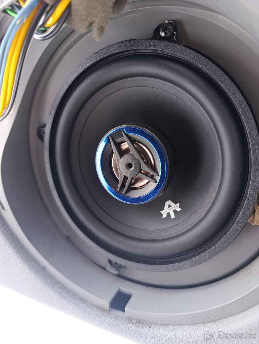 Renault thali 1.4, 55Kw, rok 2003 - 7