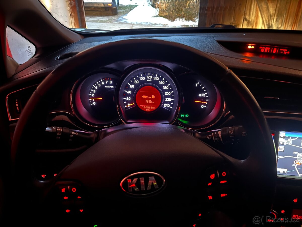 Kia Ceéd SW 1.6 GDi - 7