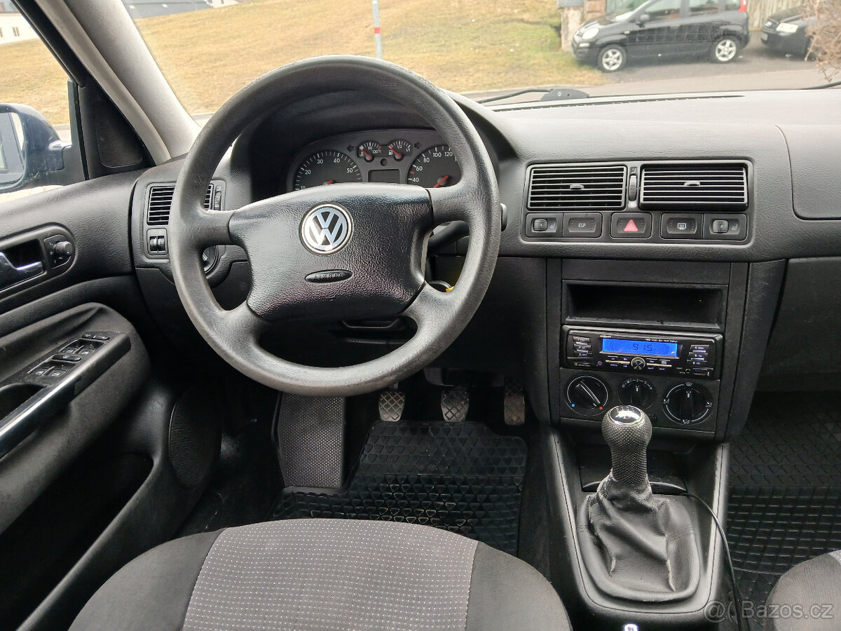 Volkswagen Golf 1.4 16V - 7
