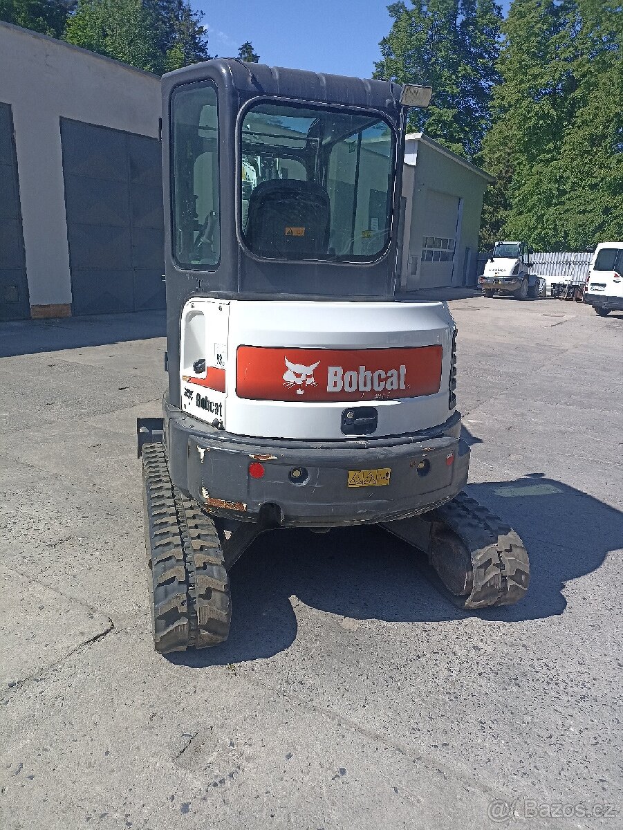 Bobcat E35 - 7
