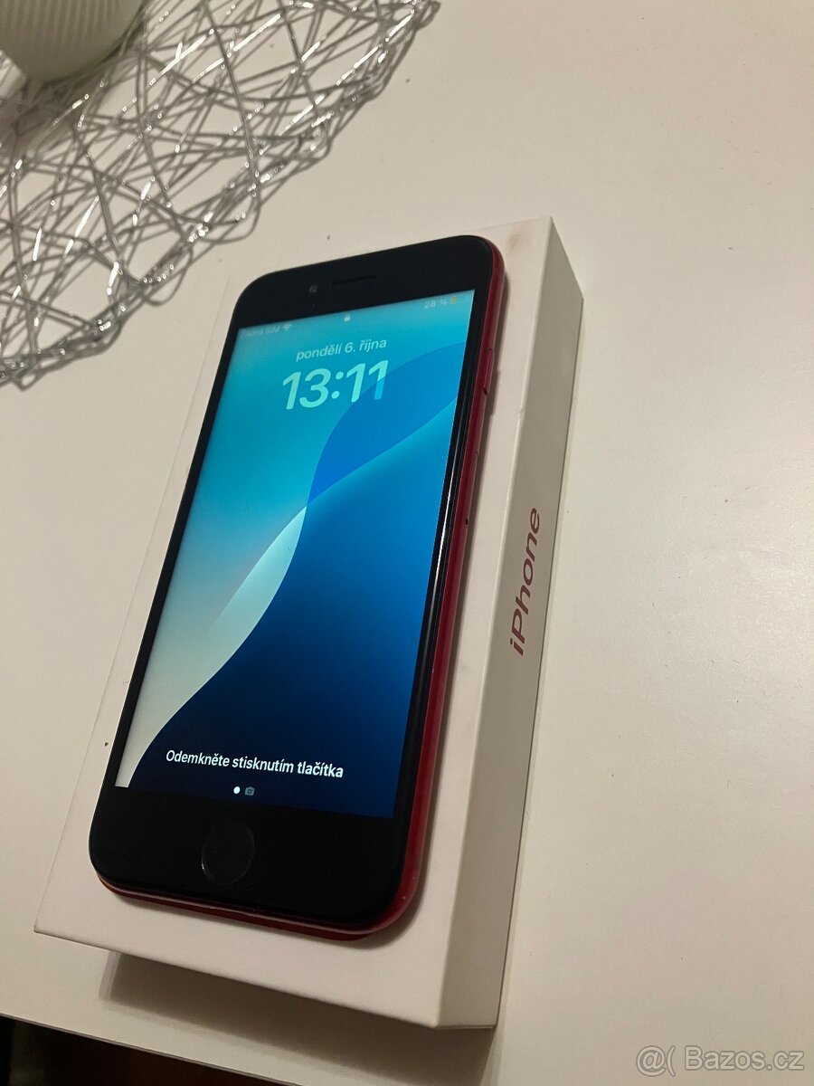 iPhone 128GB - Nová baterie, pěkný stav - 7