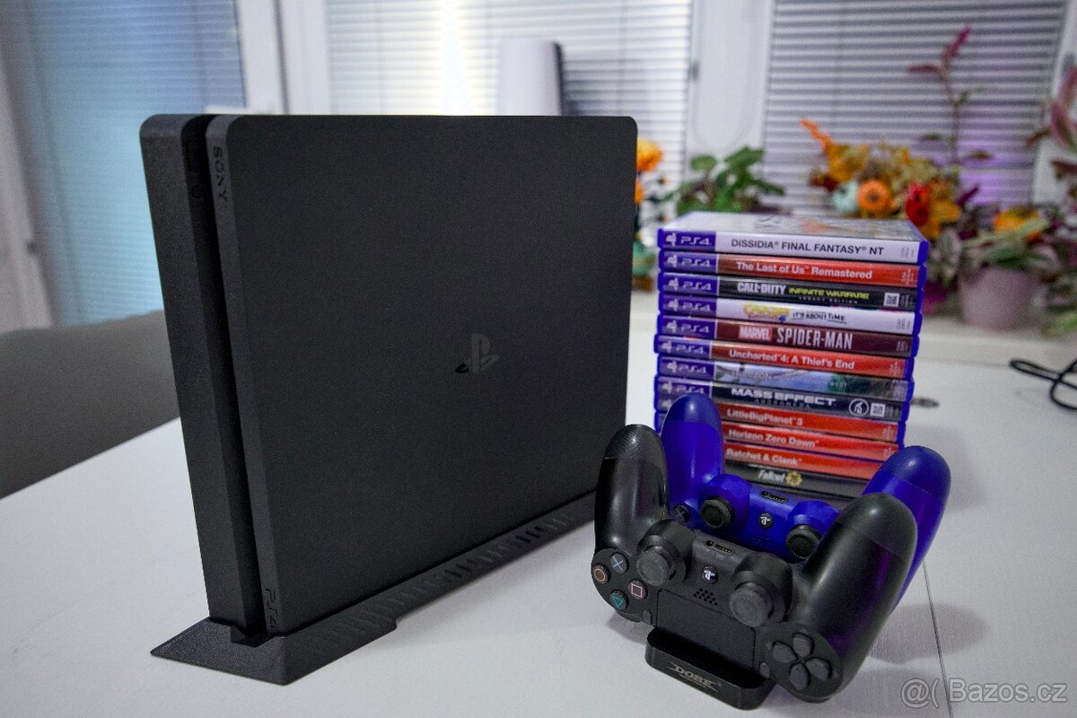Prodám Playstation 4 Slim 1TB SSD + 13 Her + 2 Dualshock 4 o - 7