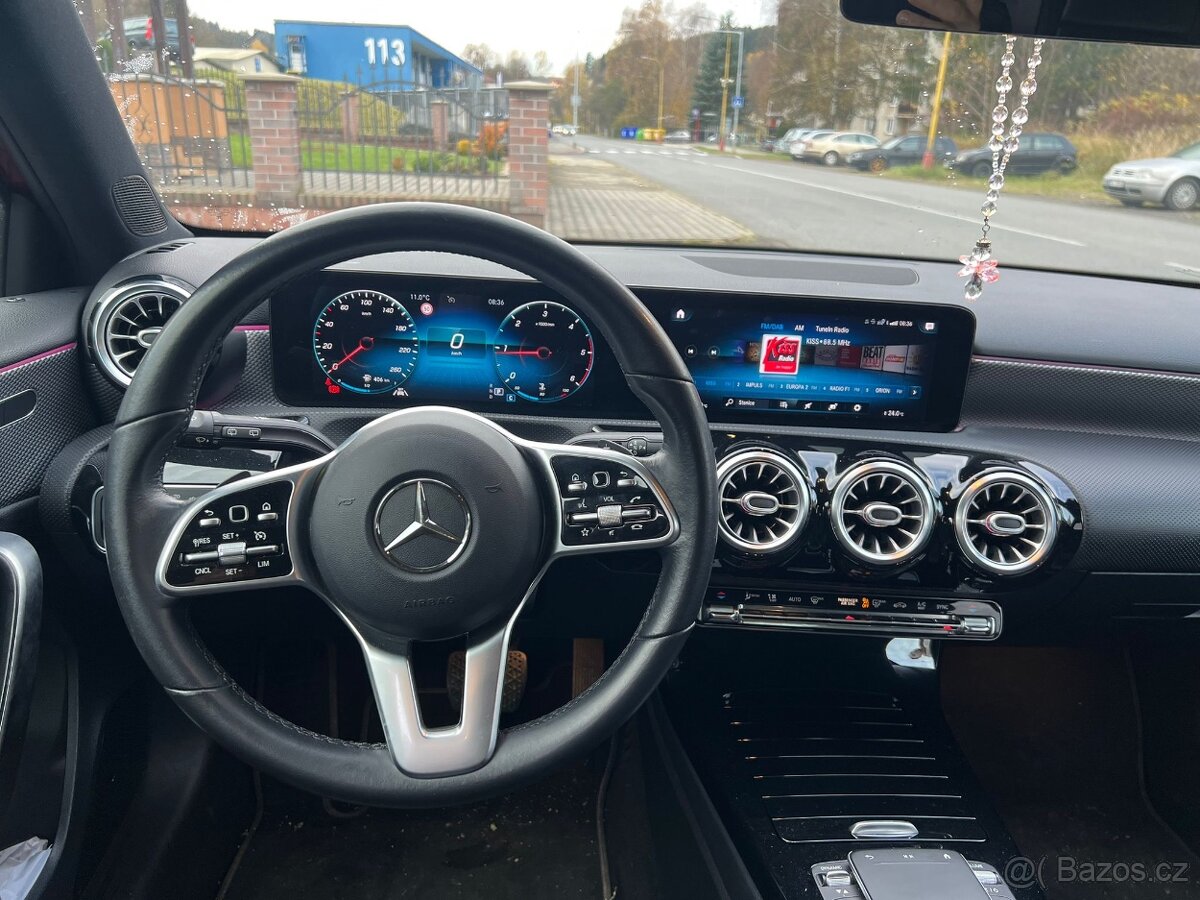 Mercedes Benz A 180d - 7