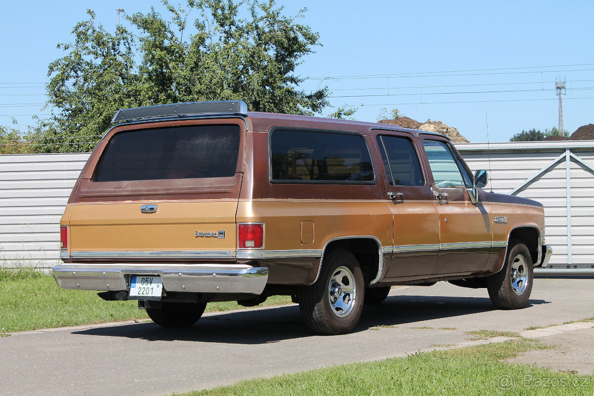 1988 GMC Suburban Sierra Classic 1500 2WD 5.7 V8 - 7