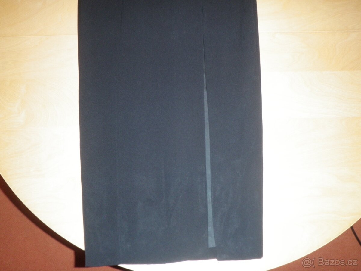 luxusní dlouhé černé šaty - vel. S/M - 7