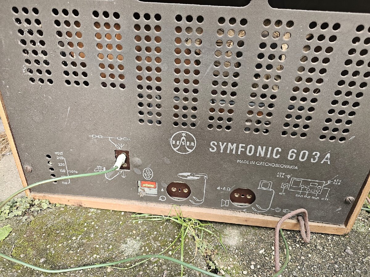 Retro rádio Tesla - 7