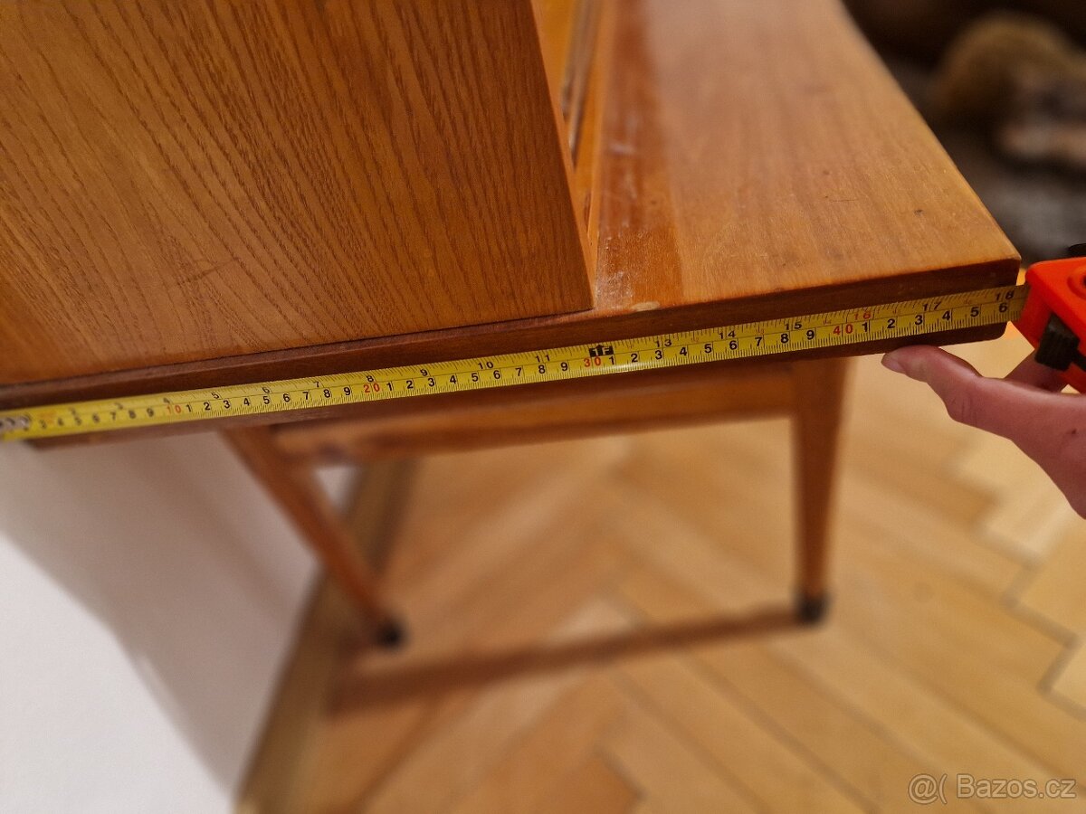 Retro skříňka - 7