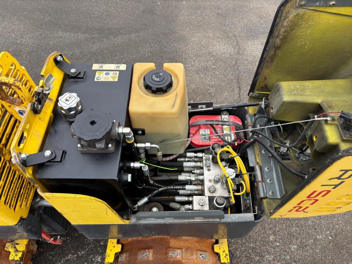 Ježkový vibrační válec Wacker Neuson RT82 SC-2 - 7