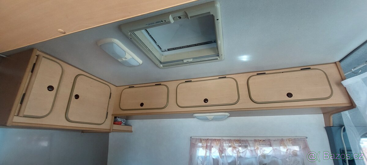 Obytný mercedes - 7