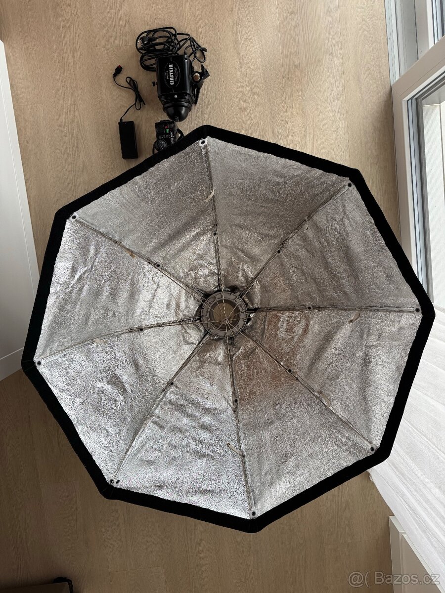 Paul C. Buff Einstein E640 + Vagabond Mini Lithium + Octabox - 7