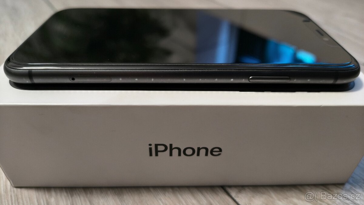 iPhone 11 64GB Black - 7