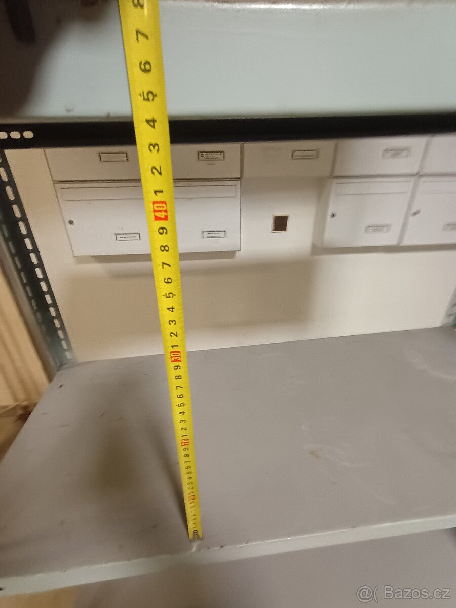 Prodáme celokovový šroubovaný regál - 7