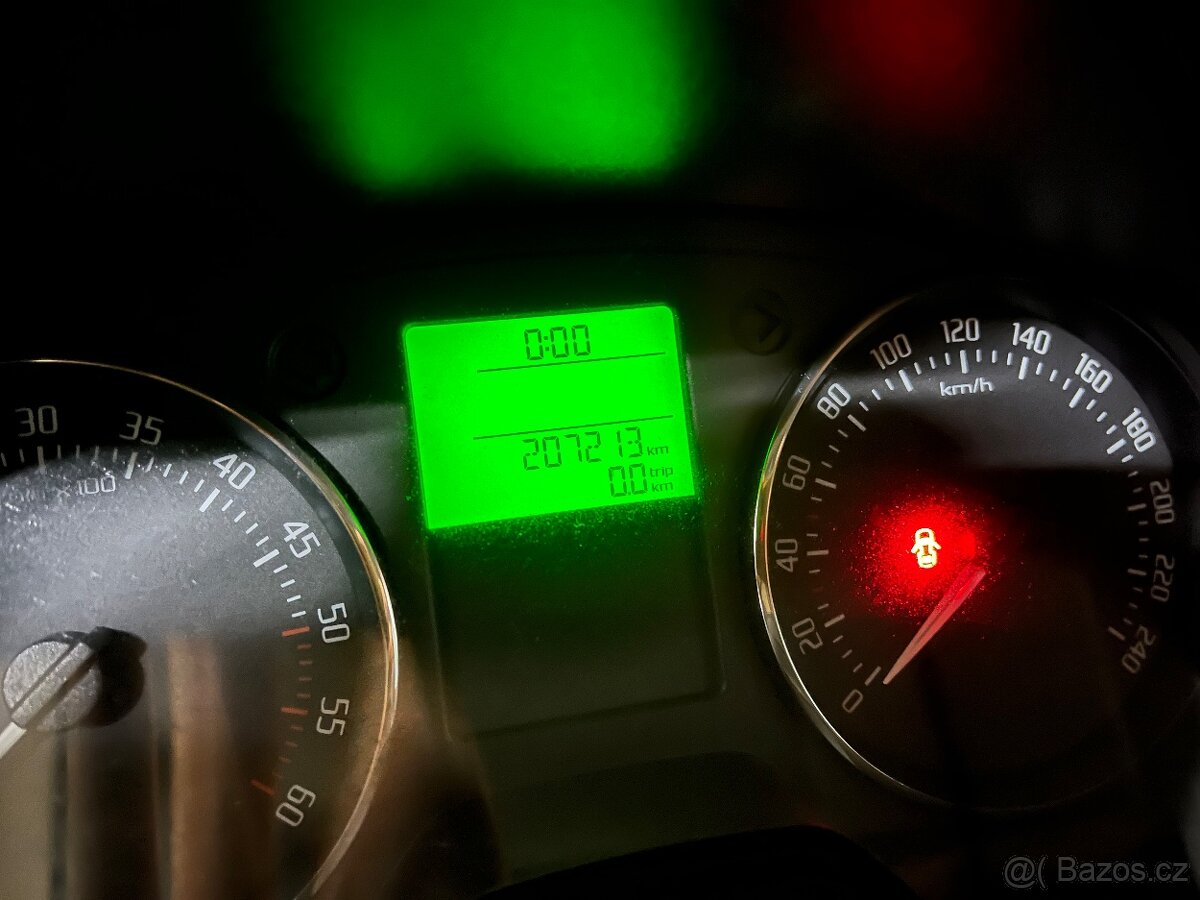 Škoda Fabia kombi 1.6tdi 66kw CAY 2012 a 206tkm na ND - 7