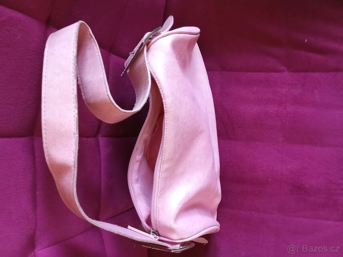 Dámská růžová kabelka - 7