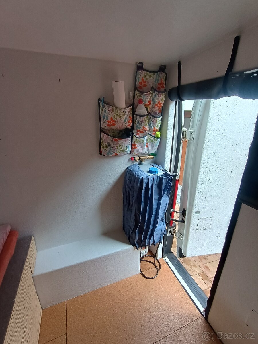 obytná dodávka - 7