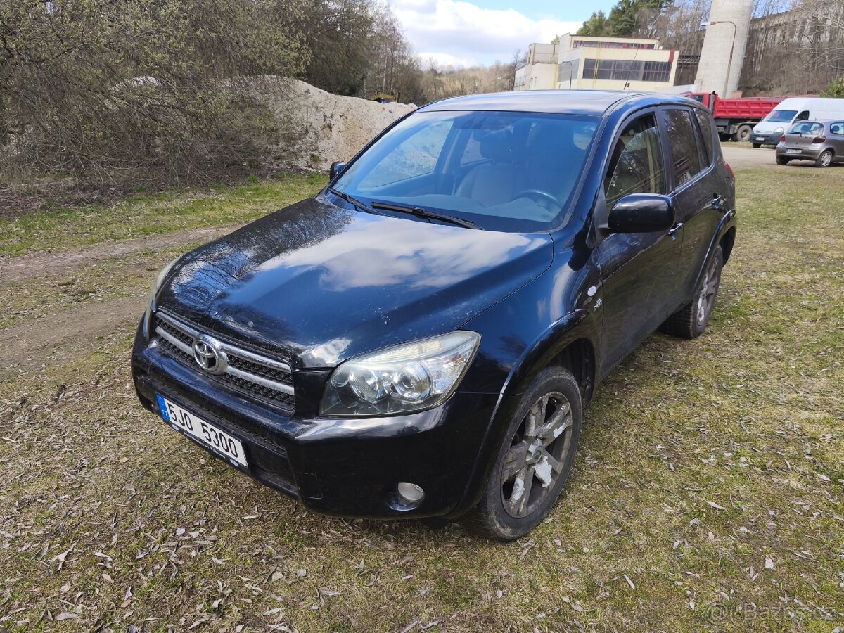 Toyota rav 4 2.2 - 7