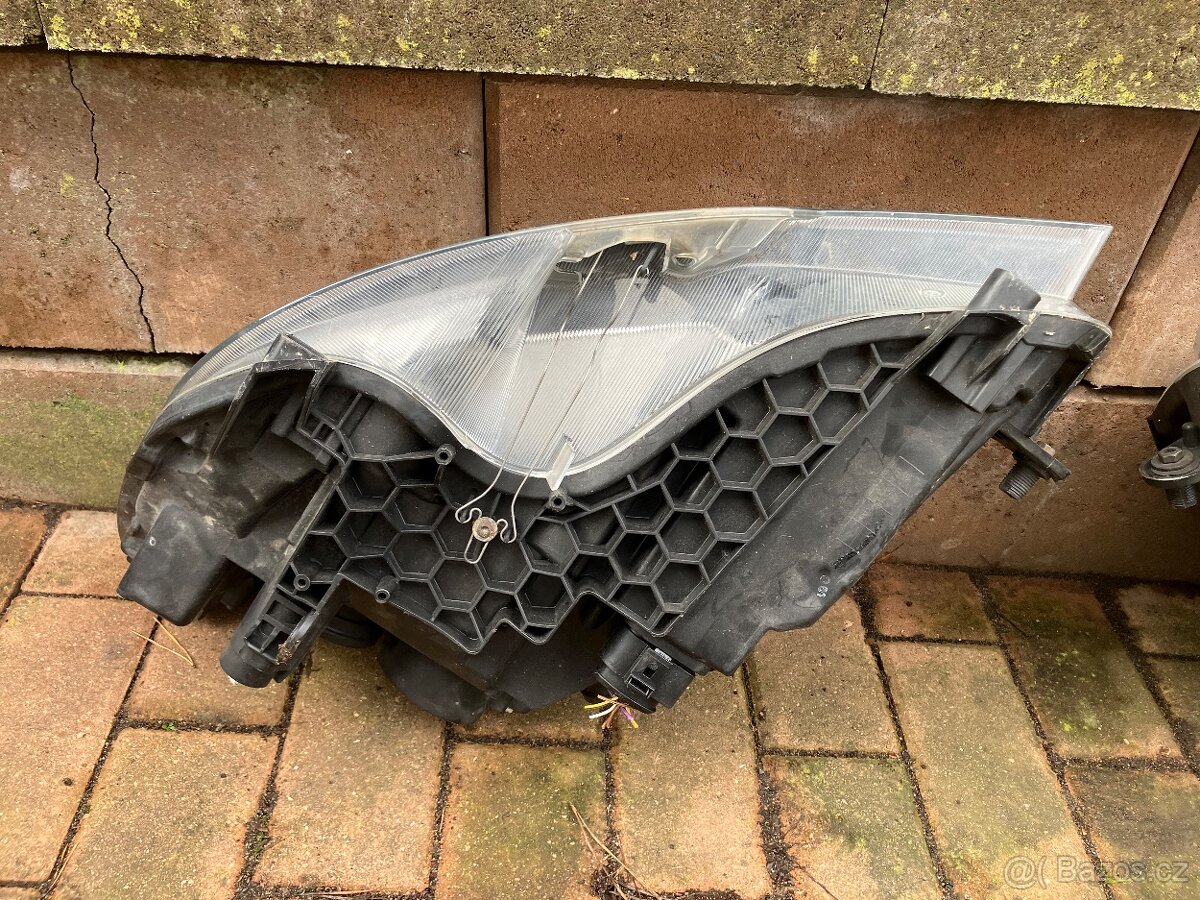 ŠKODA SUPERB II FACELIFT-PŘEDNÍ KOMPLETNÍ SVĚTLOMETY - 7