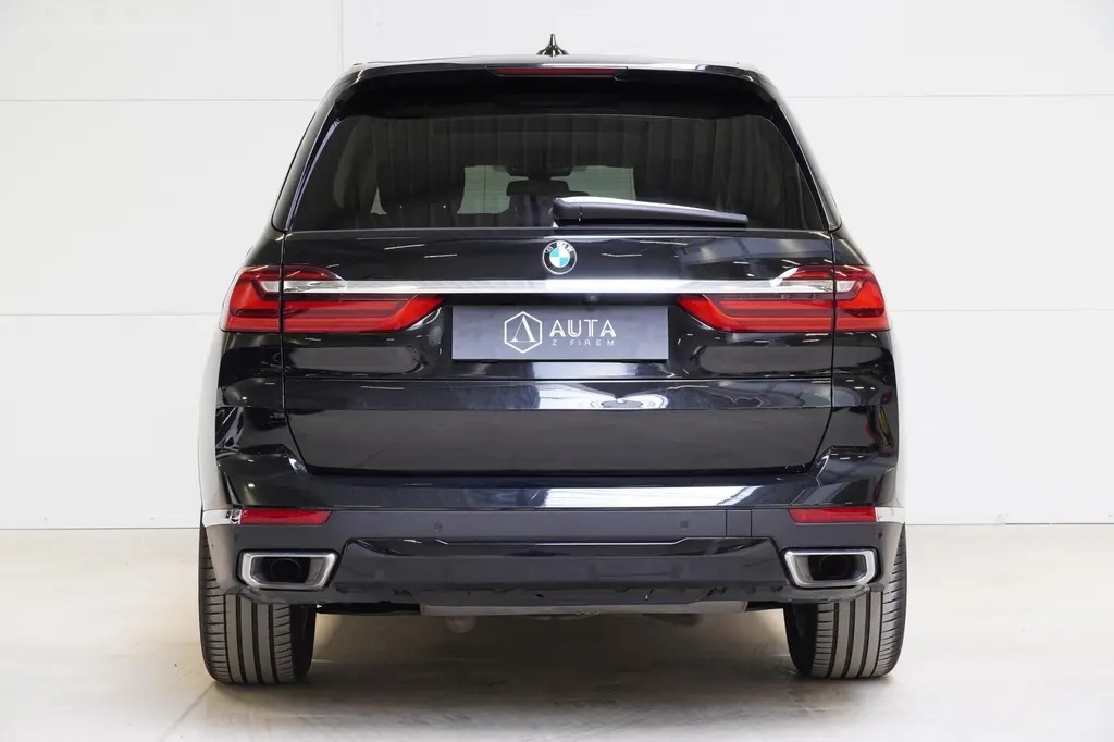 BMW X7, 40D,SOFTCLOSE,PANO,HUD,ČR,DPH - 7