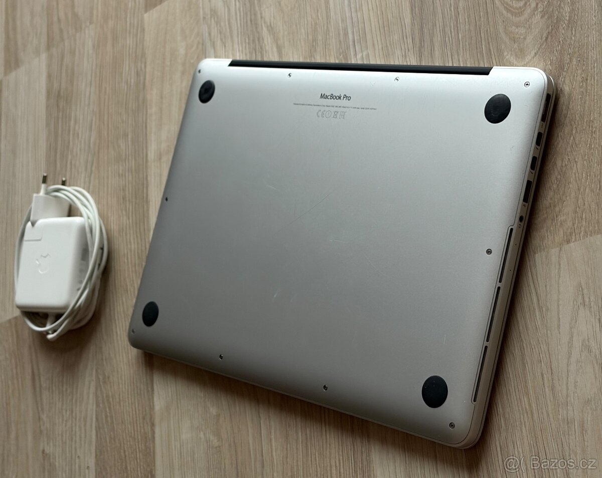 Apple MacBook Pro 13¨ / RETINA / 8Gb / SSD - NOVÁ BATERIE - 7