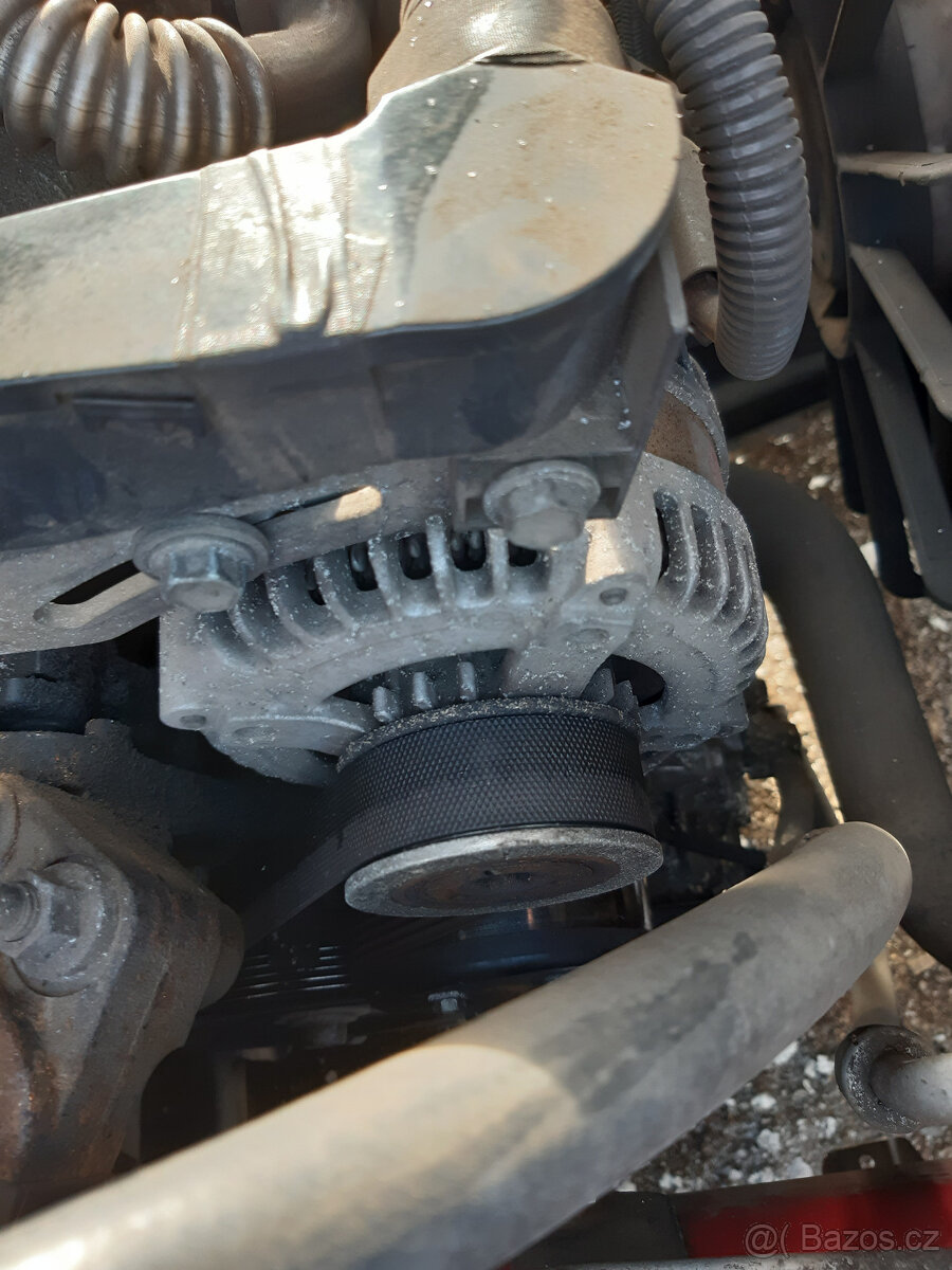 Toyota Corolla 1,4 D-4D 66kW 2005 Combi 1ND - dily - 7