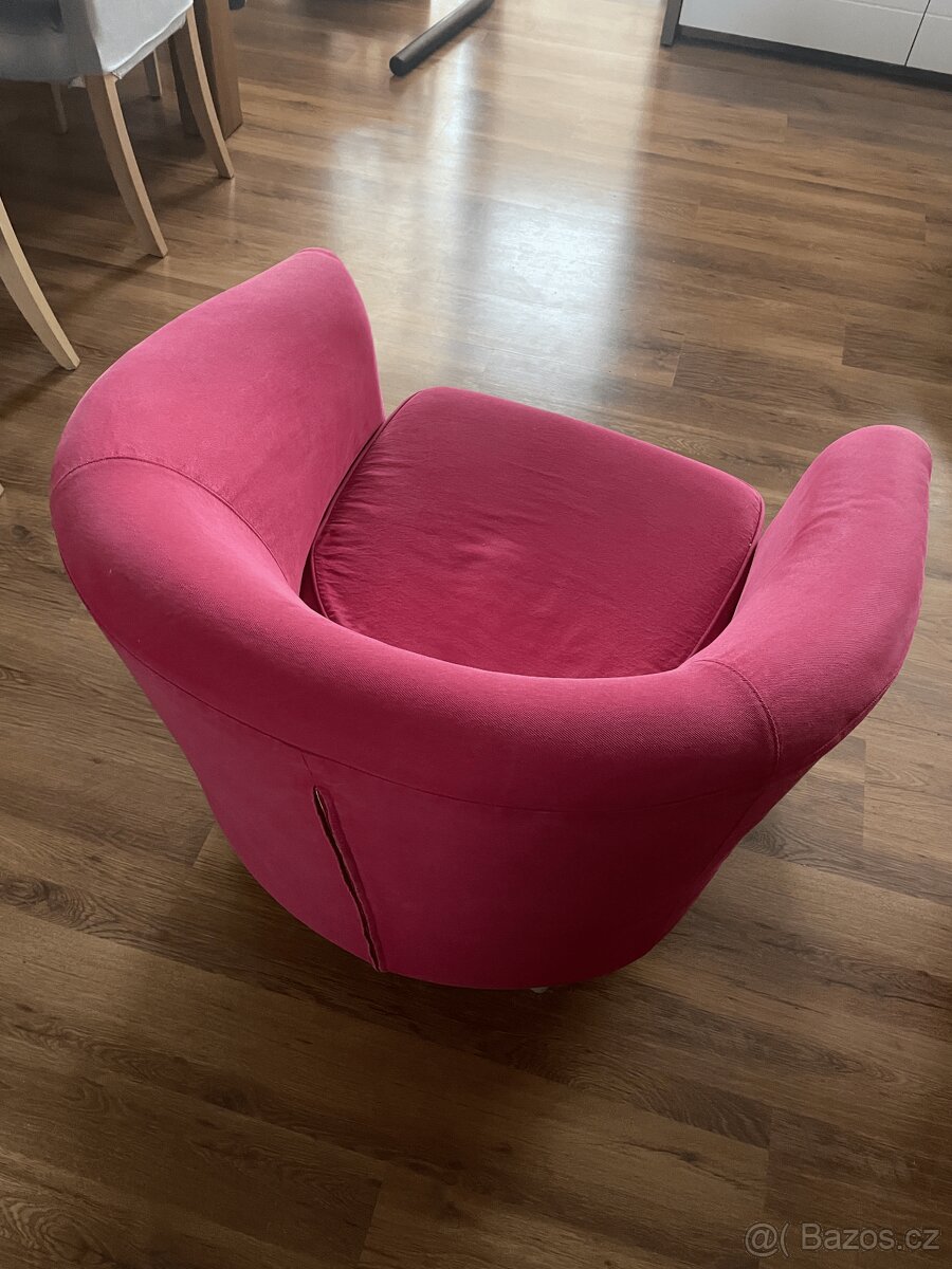 Sedačka a dvě křesla IKEA - 7