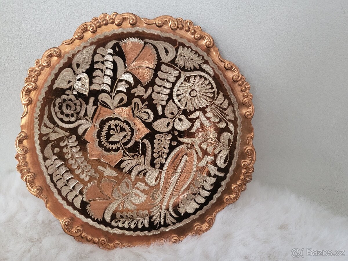 1Mix keramiky a skla z druhé poloviny 20. století - 7