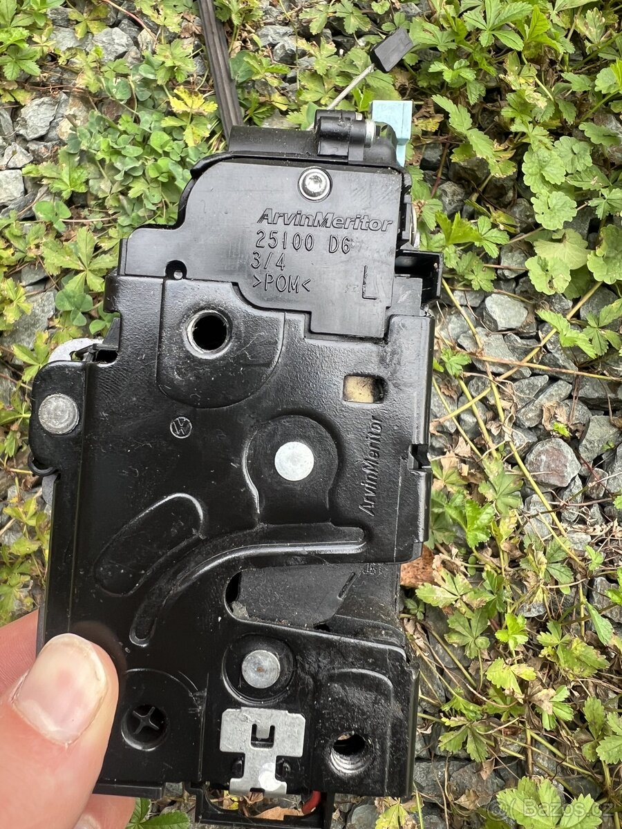 Zámky dveří Octavia - 7