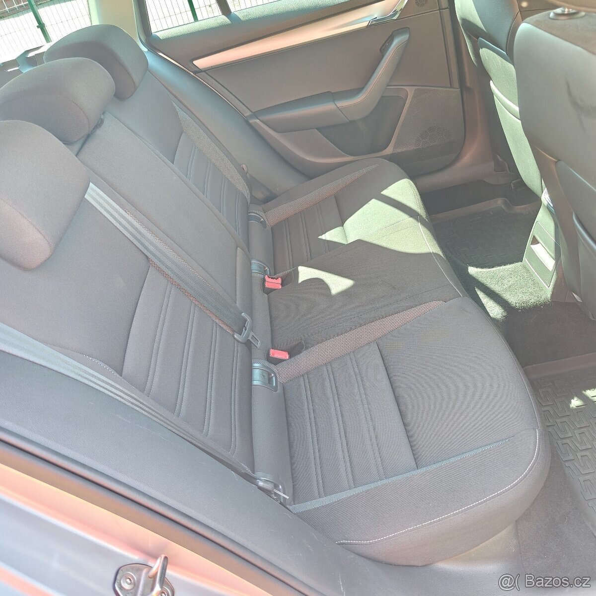 Škoda Octavia III fl 2.0 TDI 4X4 DSG tažné Švýcarsko DPH - 7