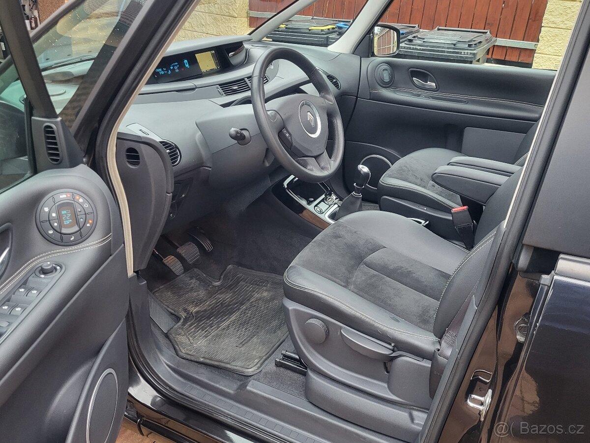 Renault Espace 2.0dCi 127kW Edition25th Panorama - 2x sada - 7