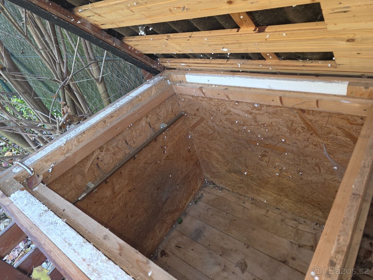 Psí bouda zateplená - 7