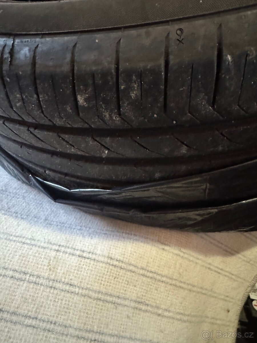 235/50R19V - 7