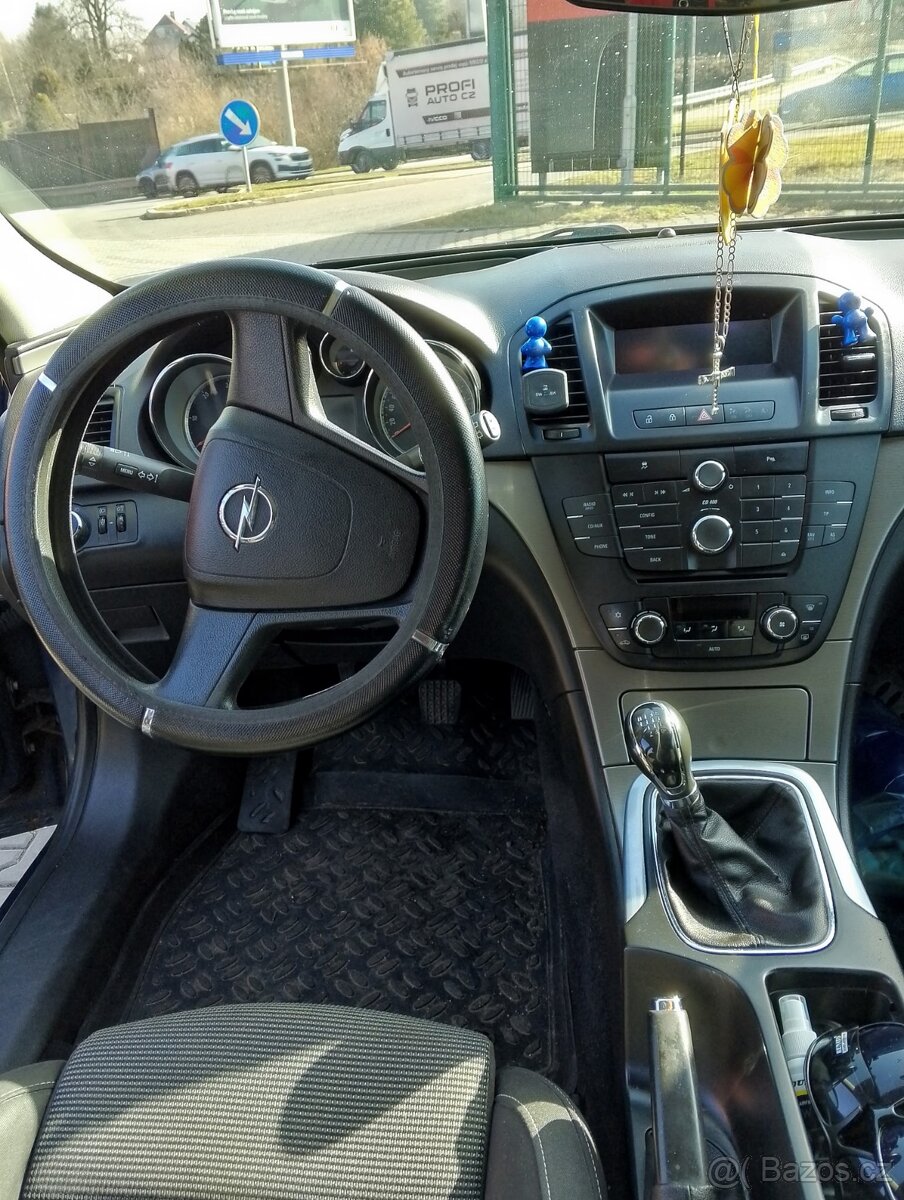 Opel Insignia 2.0CDTi - 7