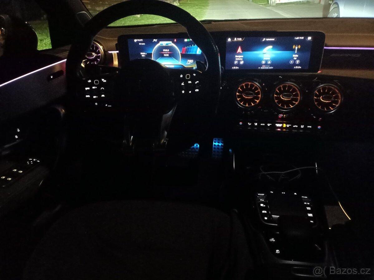 Mercedes A35 AMG - 7