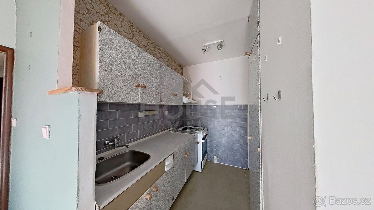 Prodej bytu 2+kk 42 m², Praha - Háje, ev.č. 01016 - 7