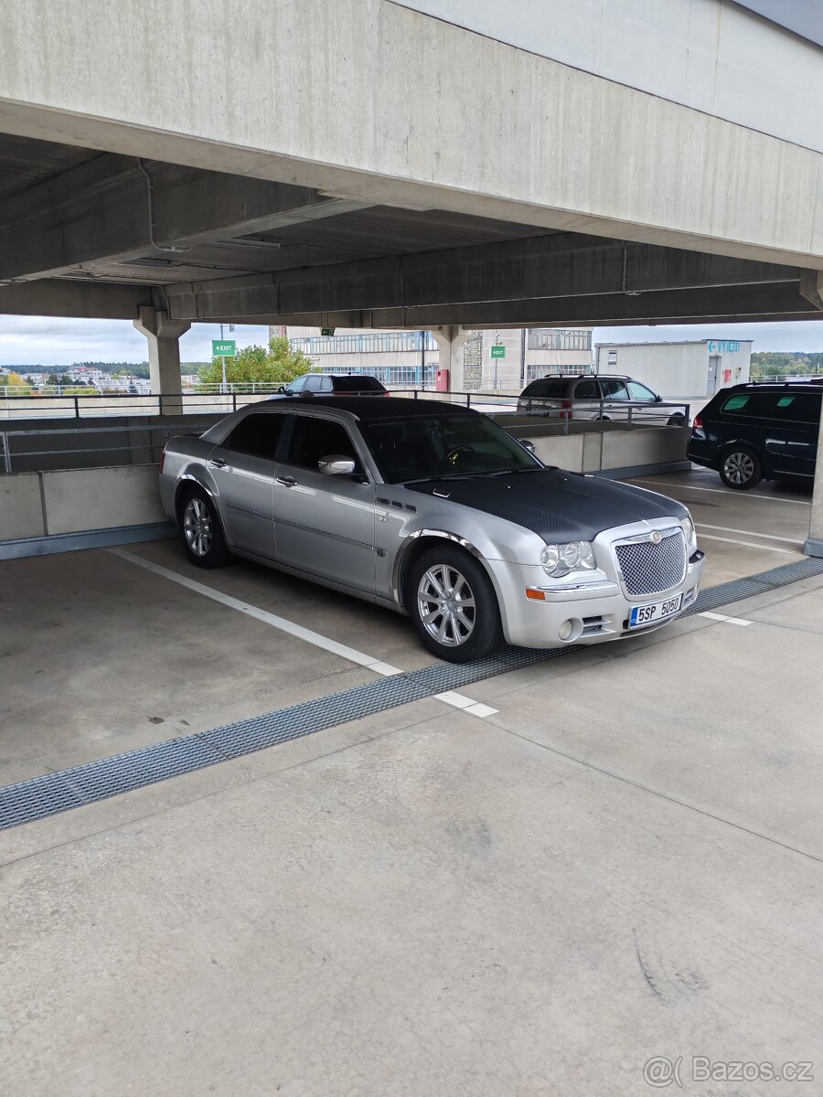 Chrysler 300c - 7
